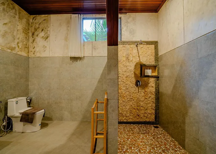 Villa Legon